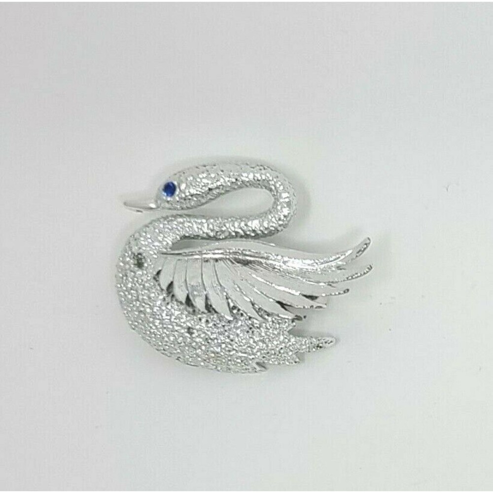 Swan Brooch Blue Eye Pin Signed Gerrys Silver Rhodium Plate Modernist